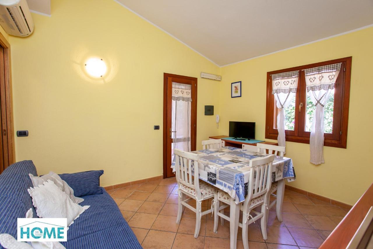Villino Tirreno Bilo 2 Vila San Teodoro  Exterior foto